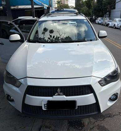 MITSUBISHI OUTLANDER 2.0 16V GASOLINA 4P AUTOMÁTICO MITSUBISHI OUTLANDER 2.0 16V GASOLINA 4P AUTOMÁTICO